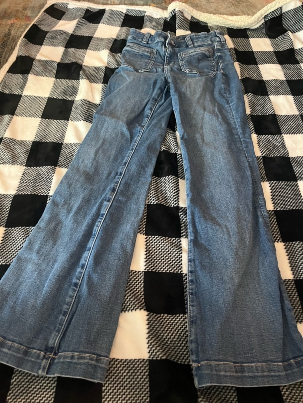 American Eagle Outfitters Light Blue Wide Leg Flare Jeans